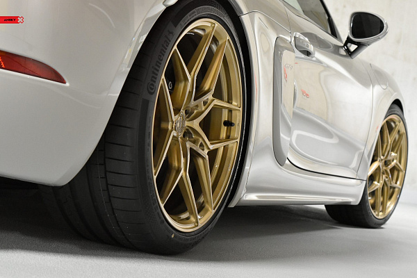 Фото дисков Anrky S1-X4 Глянцевая шампань на Porsche Cayman III