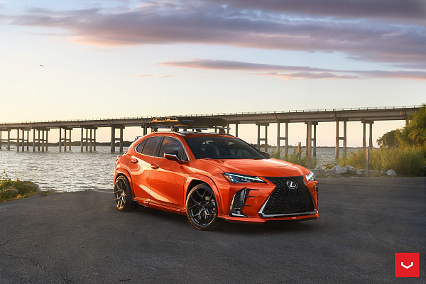 Фото дисков Vossen HF-5 Черный глянец на Lexus UX