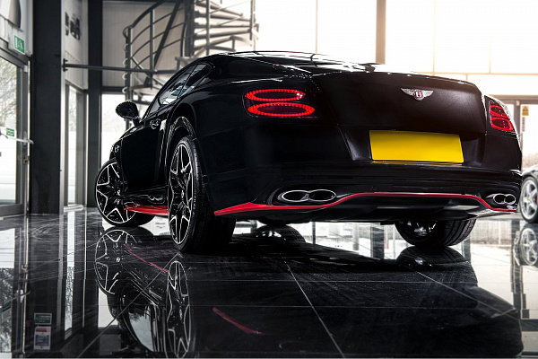 Фото дисков Kahn Split 6 Черный глянец на Bentley Continental GT II