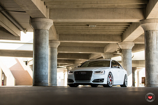 Фото дисков Vossen CG-205 Сатиновый лак на Audi A/S 8 (D4)
