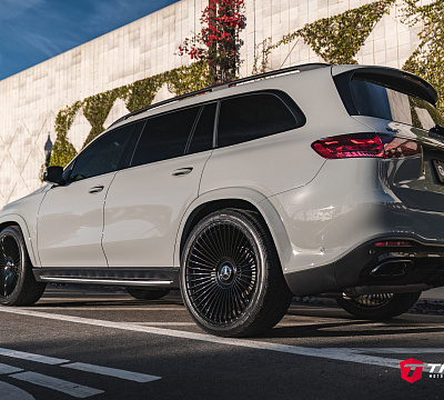 Фото дисков Vossen S17-16 на Mercedes-Benz GLS (X167)