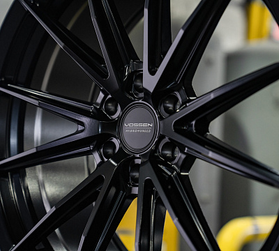 Vossen HFX-2 (6-Lug)