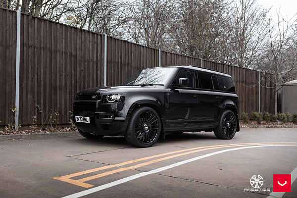 Фото дисков Vossen HF-8 Черный глянец на Land Rover Defender II