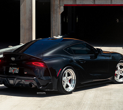Фото дисков Strasse Wheels S5 Track на Toyota Supra A90