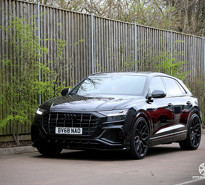 Фото дисков Vossen HF-2 на Audi Q8