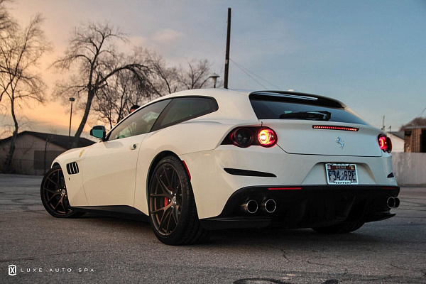 Фото дисков HRE P101 Сатиновая темная медь на Ferrari GTC4Lusso
