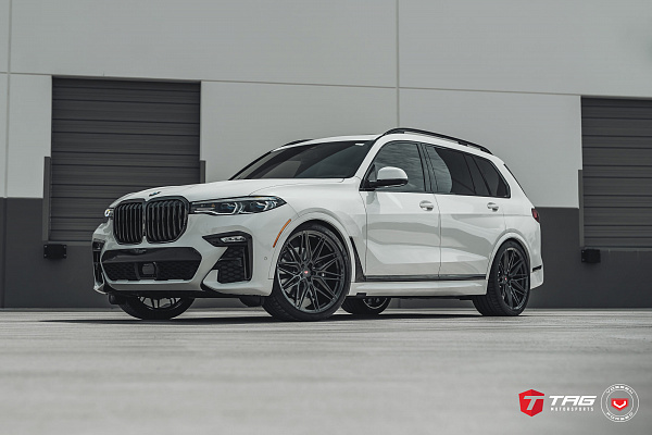 Фото дисков Vossen EVO-5 Черный глянец на BMW X7 (G07)