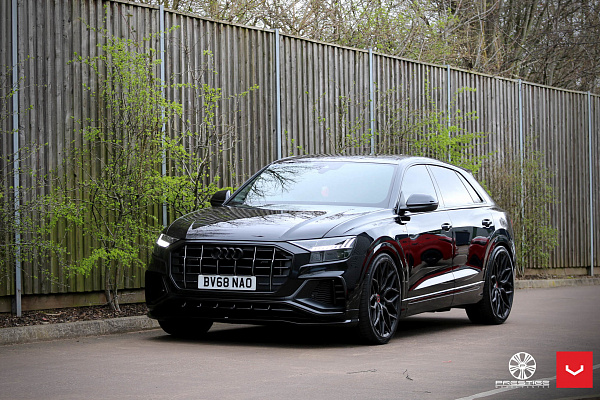 Фото дисков Vossen HF-2 Черный сатин на Audi Q8