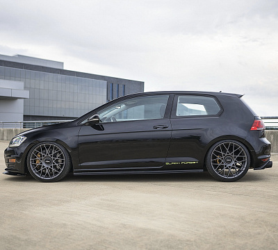 Фото дисков Rotiform BLQ на Volkswagen Golf VII
