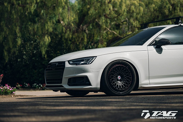 Фото дисков HRE 501 Черный сатин на Audi A/S/RS 4 (B8)