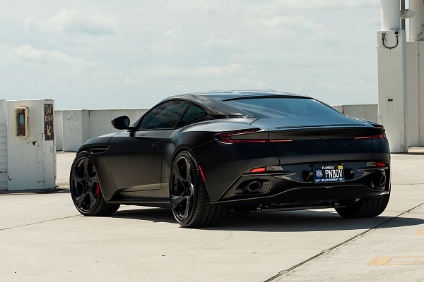 Фото дисков Anrky XR-305 Сатиновый графит на Aston Martin DB11