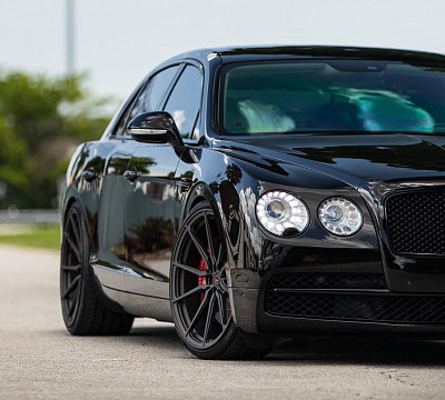 Фото дисков Vossen M-X2 на Bentley Flying Spur II