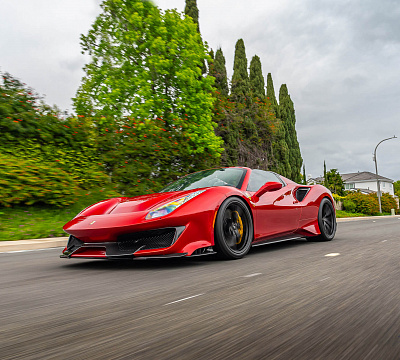 Фото дисков HRE P104SC на Ferrari 488