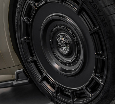 Фото дисков Vossen UV-7 на Land Rover Range Rover Sport III
