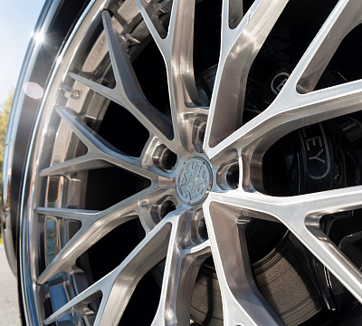Фото дисков Anrky AN30 на Bentley Bentayga