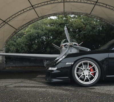 Фото дисков Rotiform LTN-J на Porsche 911 VI