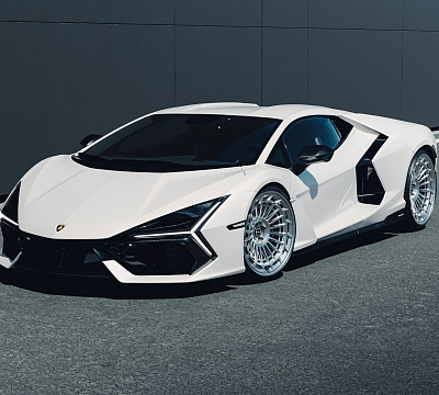 Фото дисков Brixton Forged TR11 AERO1 на Lamborghini Revuelto