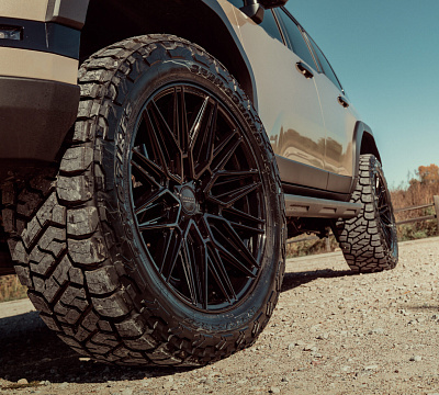 Фото дисков Vossen HF6-5 на Lexus GX III