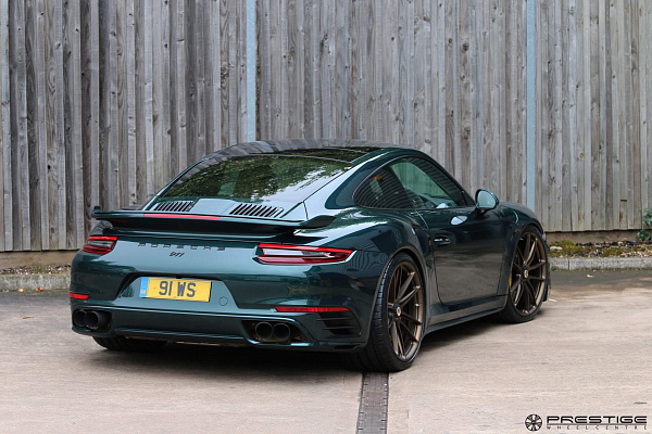 Фото дисков HRE P104 Сатиновая бронза на Porsche 911 VII