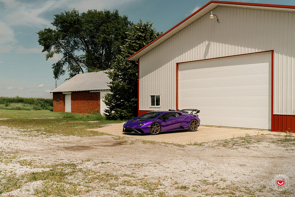 Фото дисков Vossen EVO-3R Сатиновая бронза на Lamborghini Huracan