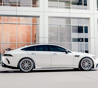 Фото дисков Strasse Wheels SV10M Deep Concave FS на Mercedes-Benz AMG GT I