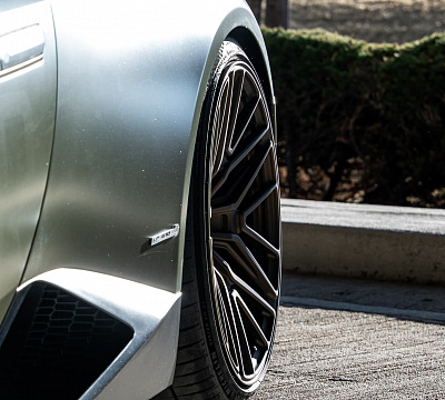 Фото дисков Brixton Forged VL4 на Lamborghini Huracan