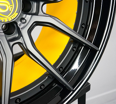 Strasse Wheels SV5 Deep Concave FS