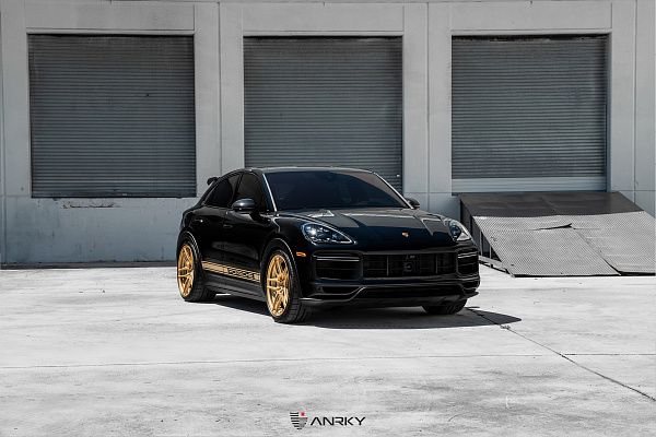 Фото дисков Anrky RS6.2 Сатиновое золото на Porsche Cayenne II