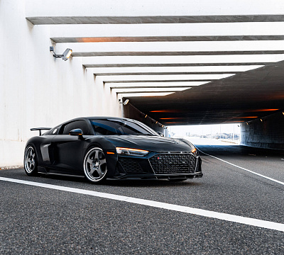 Фото дисков HRE 527 на Audi R8 (4S)