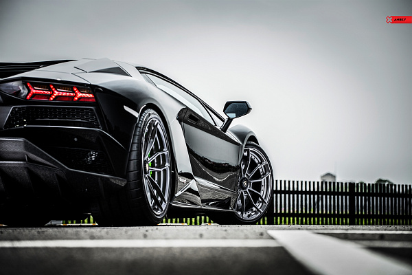 Фото дисков Anrky AN21 Глянцевый тонированный лак на Lamborghini Aventador