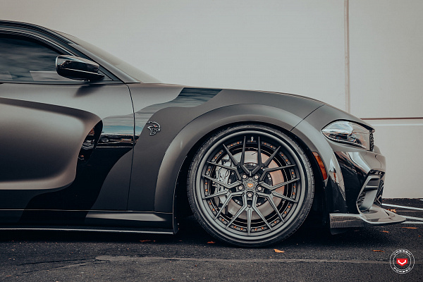 Фото дисков Vossen M-X3 (3-Piece) Сатиновый графит на Dodge Charger VII