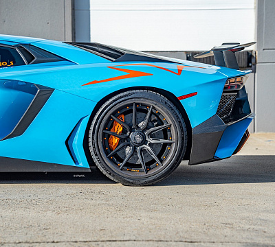 Фото дисков Strasse Wheels SV5-RS Performance на Lamborghini Aventador