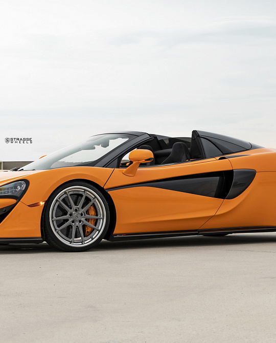 Фото дисков SV1 Deep Concave FS Сатиновый тонированный лак на McLaren 570S