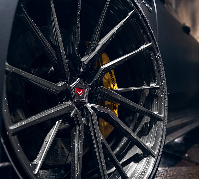 Фото дисков Vossen M-X4T на Mercedes-Benz AMG GT I