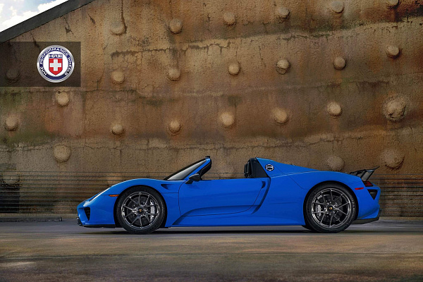 Фото дисков HRE P101 Глянцевый темный лак на Porsche 918 Spyder