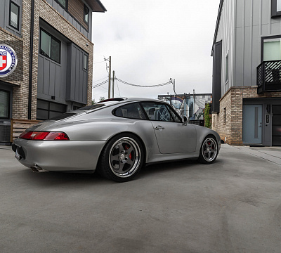 Фото дисков HRE 305 на Porsche 911 IV