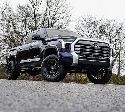 Фото дисков 4PLAY 4P55 на Toyota Tundra III
