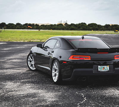 Фото дисков Vossen VFS-6 на Chevrolet Camaro V