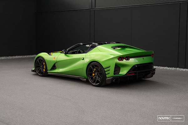 Фото дисков NOVITEC NF11 Черный глянец на Ferrari 812