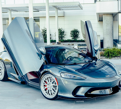 Фото дисков Strasse Wheels SV10M Deep Concave FS на McLaren 650S