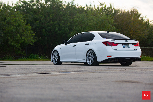Фото дисков Vossen VFS-6 Серебро на Lexus GS IV