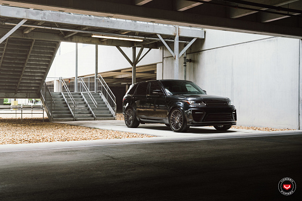Фото дисков Vossen S17-13 Глянцевый темный лак на Range Rover Sport II