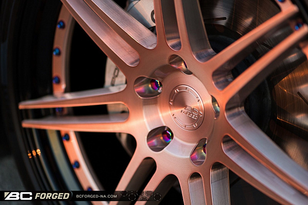 Фото дисков BC Forged HC027 Другой цвет на Porsche Panamera I