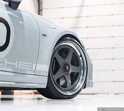 Фото дисков HRE 305 на Porsche 911 VIII