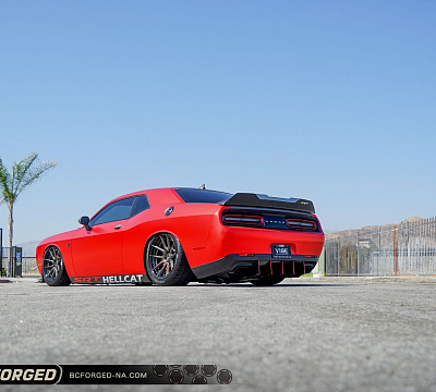 Фото дисков BC Forged HCA162 на Dodge Challenger III
