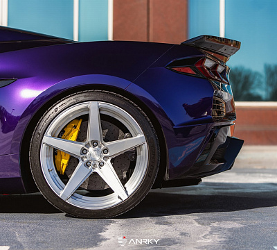 Фото дисков Anrky RS5.2 на Chevrolet Corvette C8