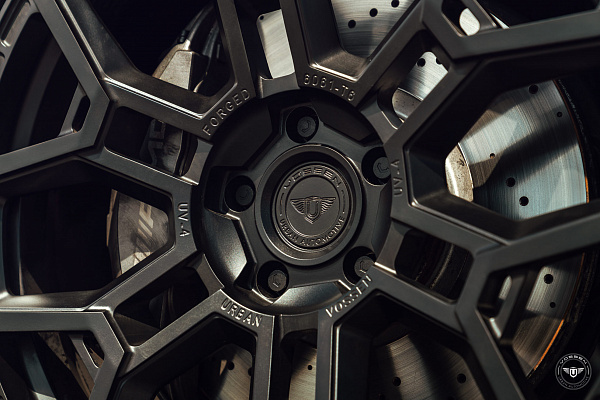 Фото дисков Vossen UV-4 Черный сатин на Mercedes-Benz G-Class III