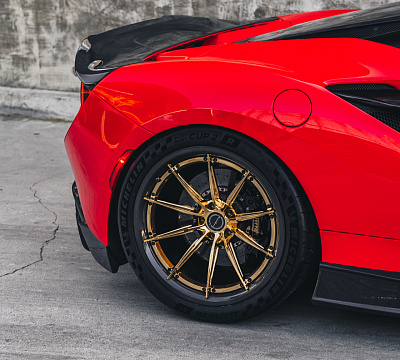 Фото дисков Brixton Forged R11-R на Ferrari F8
