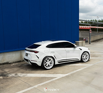 Фото дисков Anrky S2-X0 на Lamborghini Urus