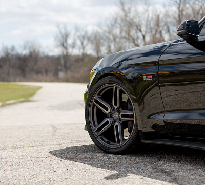 Фото дисков Vossen HF-1 на Ford Mustang VI